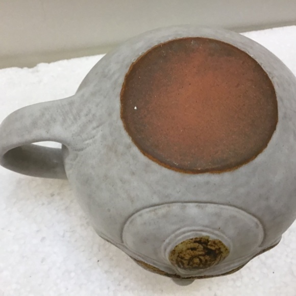 Vintage Handcrafted Stoneware Cup with Face on Front Made in USA Home Decor - Picture 3 of 3